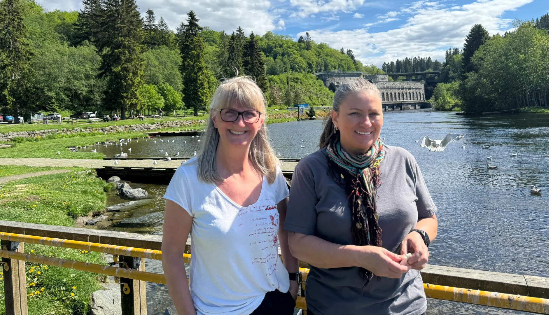 Mona Lien Gjevik og Kathrine Skibnes.