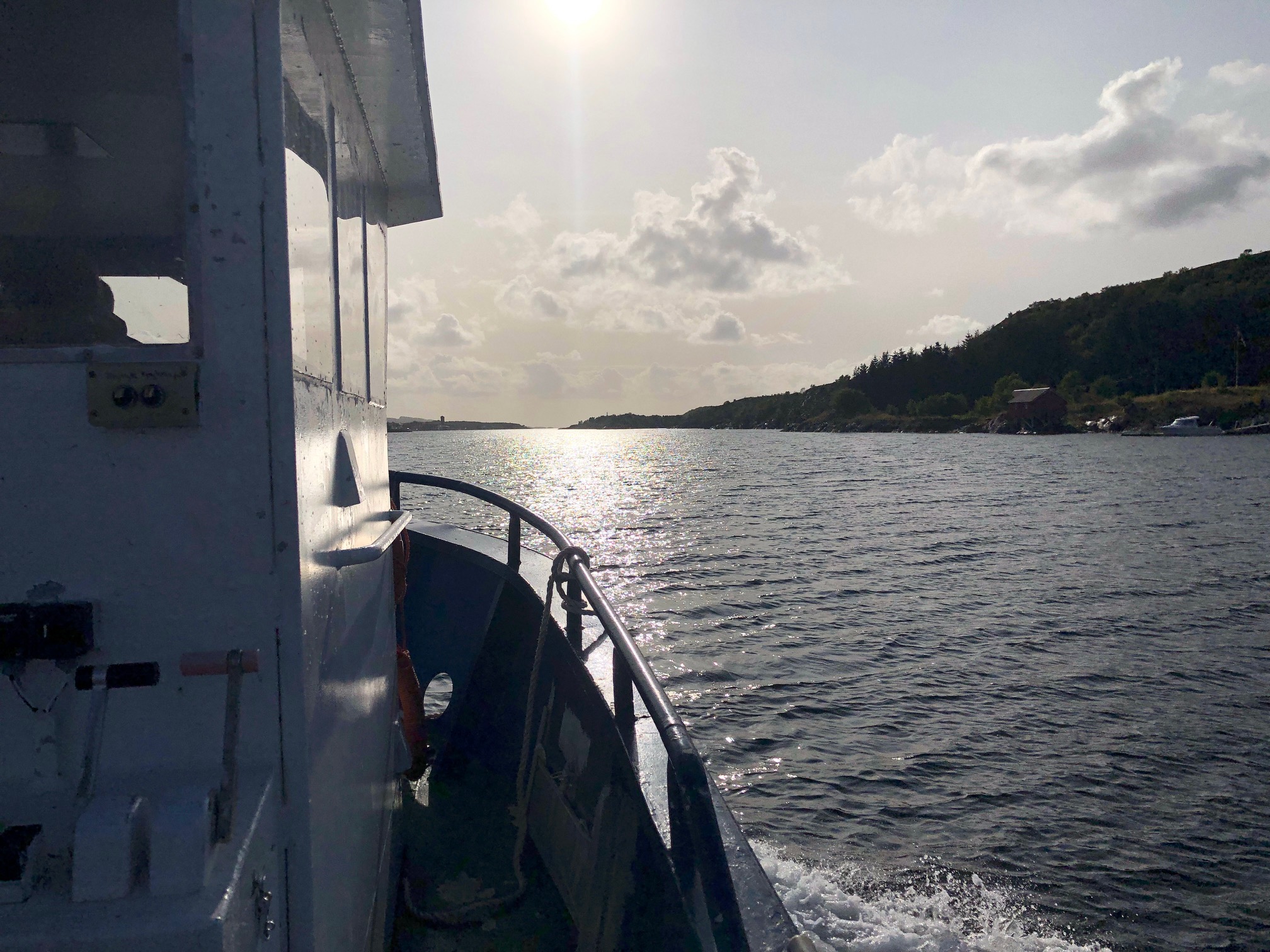 Fiskebår og hav – Helgelandskysten.
